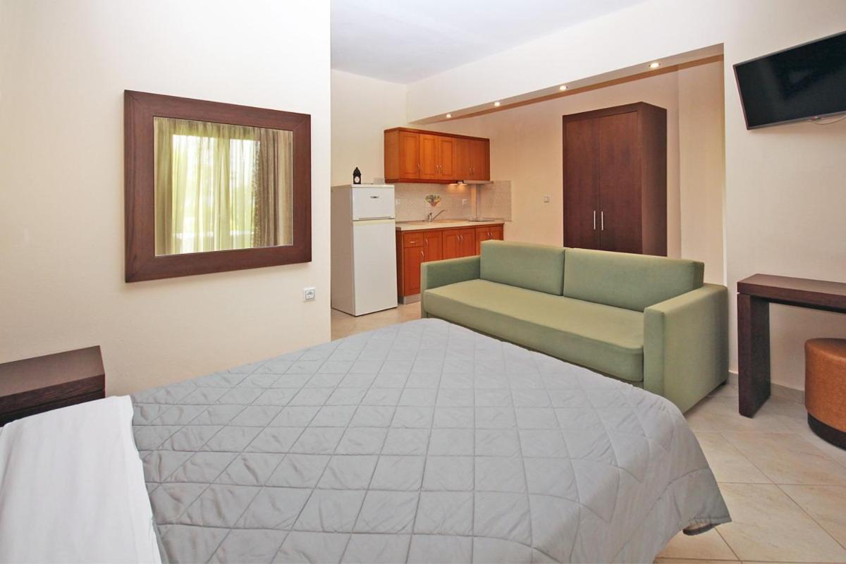 וורוורו Stamos Apartments And Studios חדר תמונה