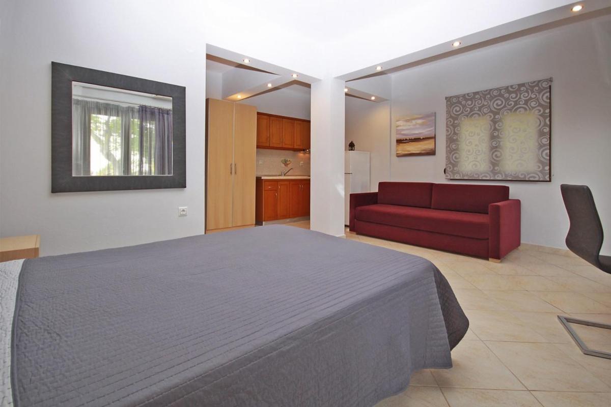 וורוורו Stamos Apartments And Studios חדר תמונה